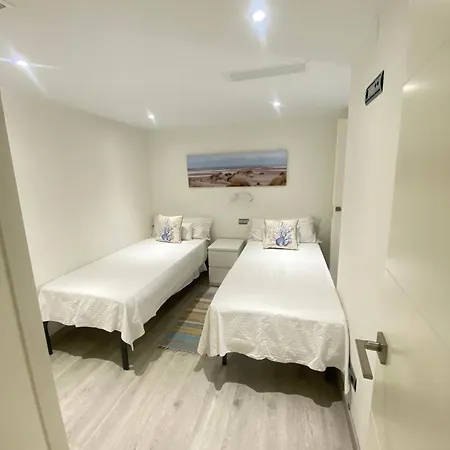 Apartment Homely Marbel Center Vistas Al Mar