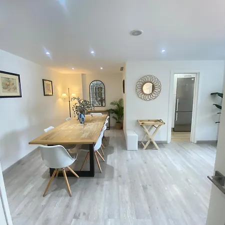 Homely Marbel Center Vistas Al Mar Apartment Marbella